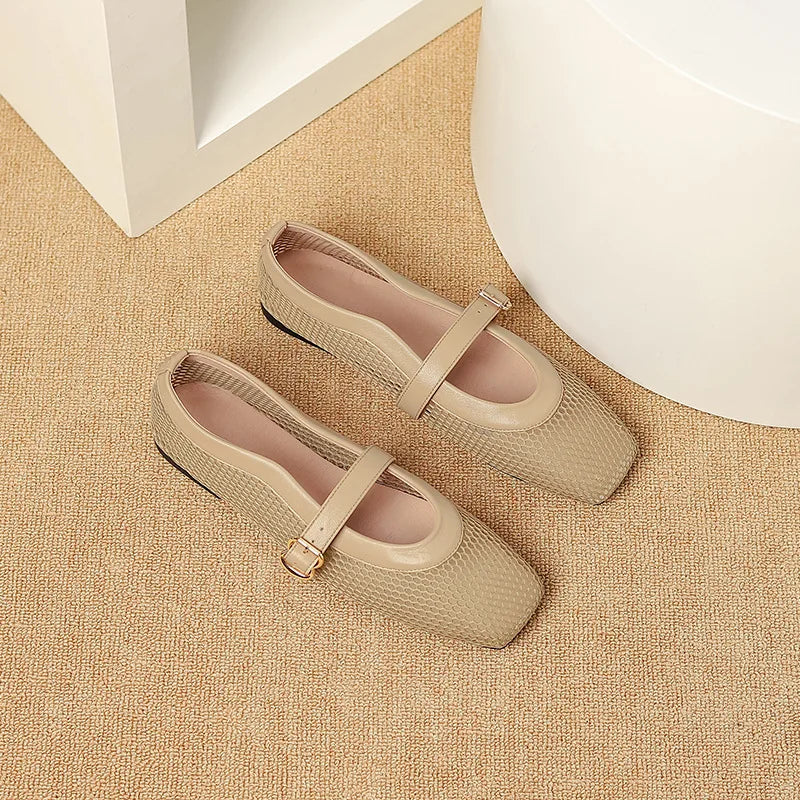 Aleria Hollow Sandals