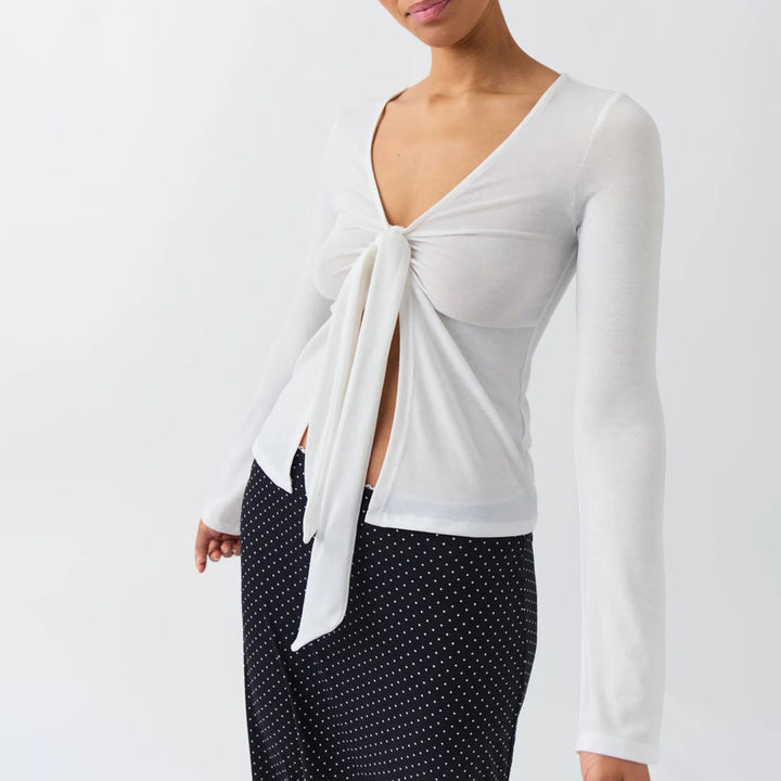 Amara Twist Top