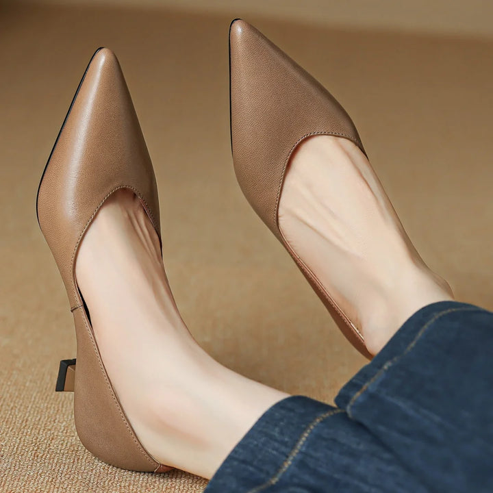 Spello Leather Pumps