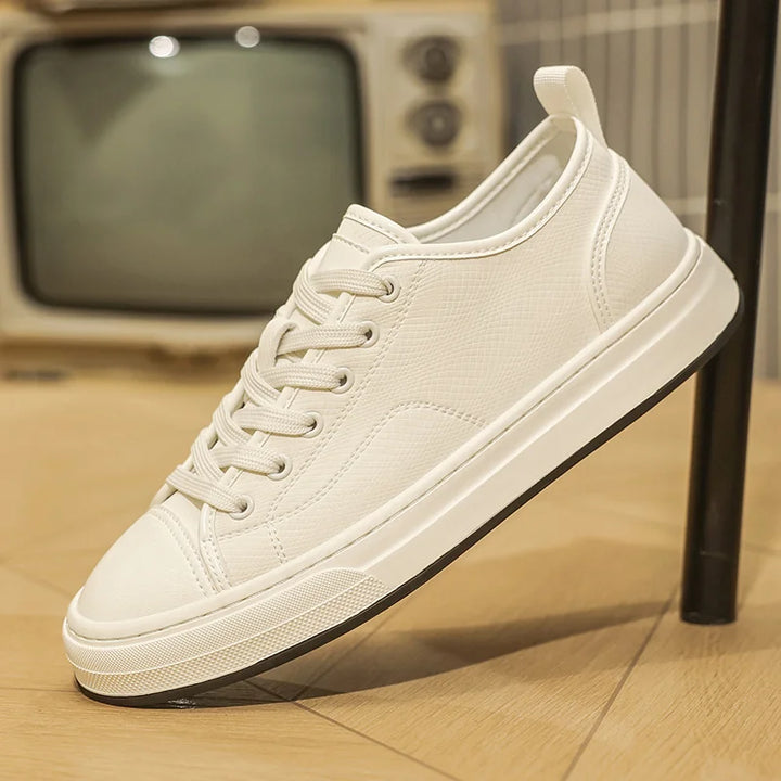 Jason Signature Leather Sneaker