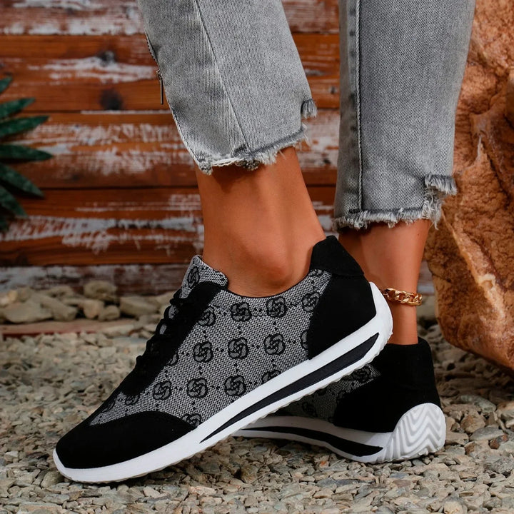 Sabrina Metro Sneakers