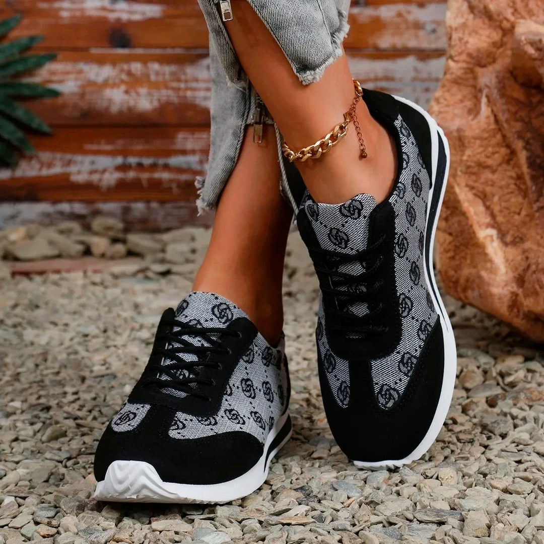 Sabrina Metro Sneakers