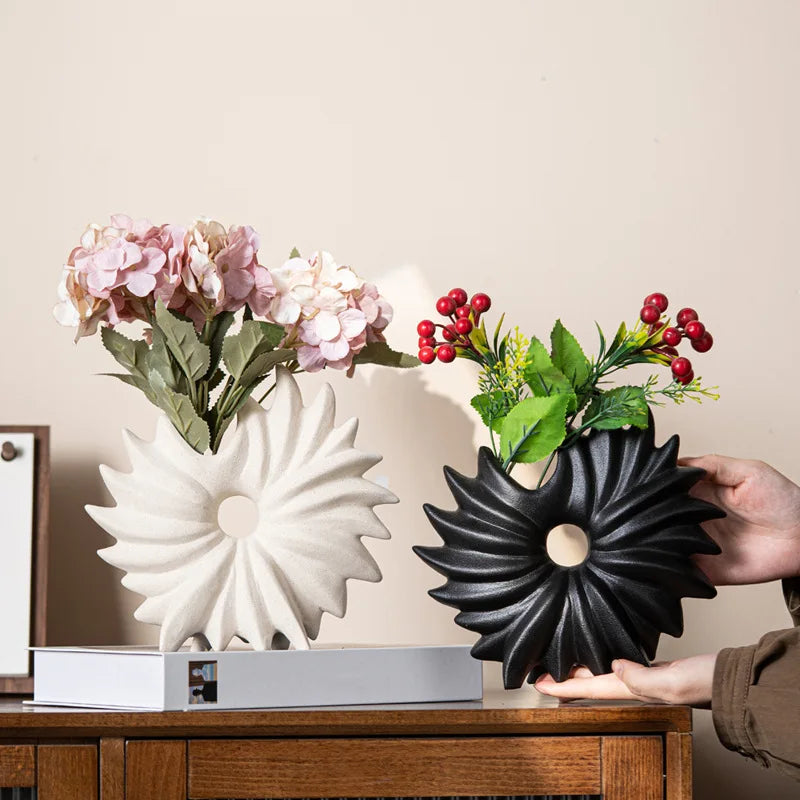 Sweven Flower Vase