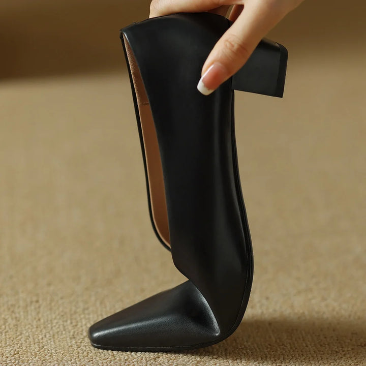 Martina Leather Pumps