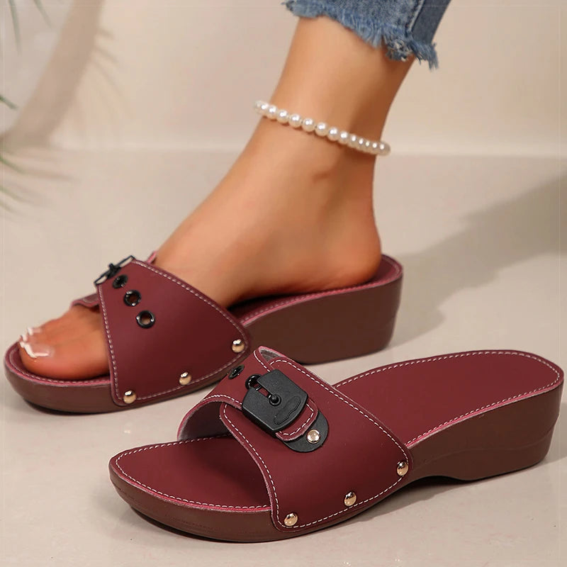 Brayda Lightweight Sandal