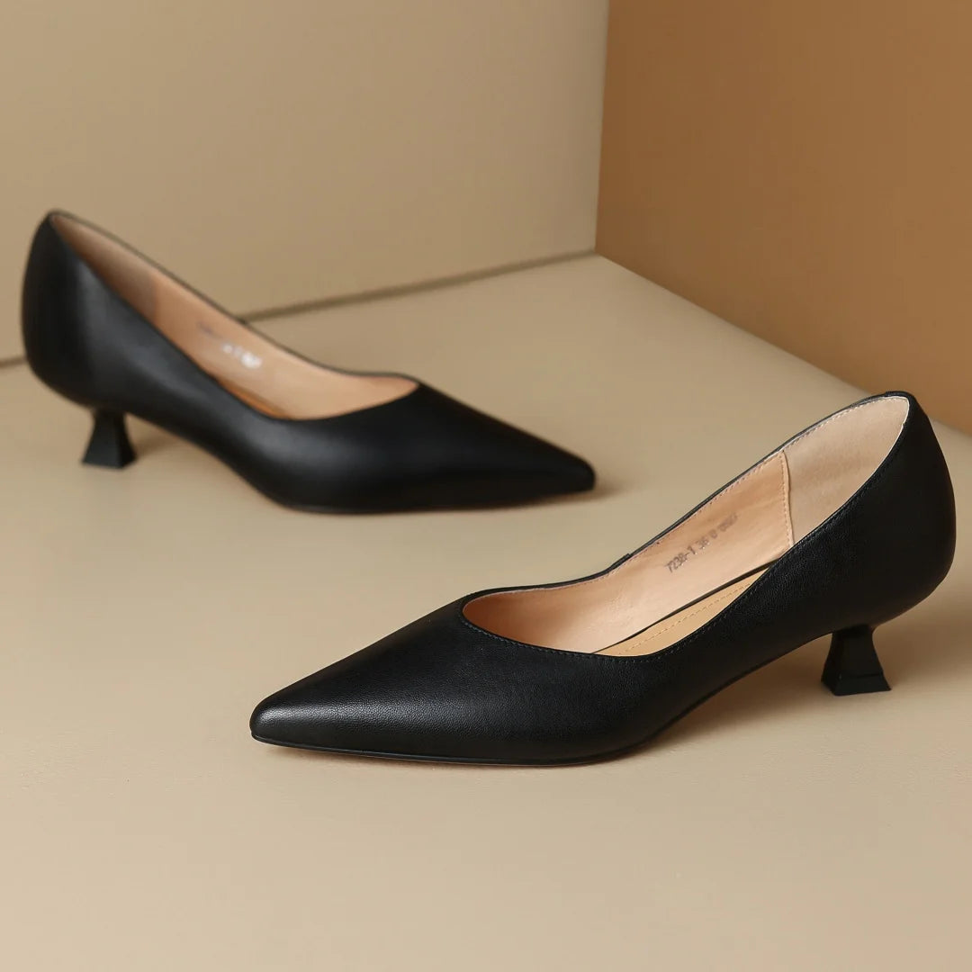 Spello Leather Pumps
