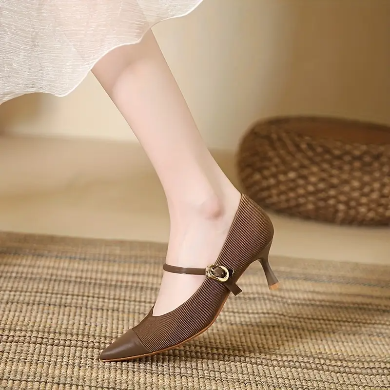 Elodie French Pumps
